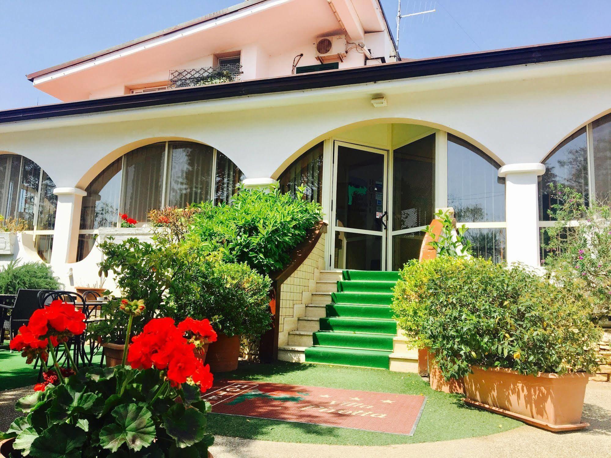 Hotel Villa Pirotta Sannicandro di Bari Eksteriør billede